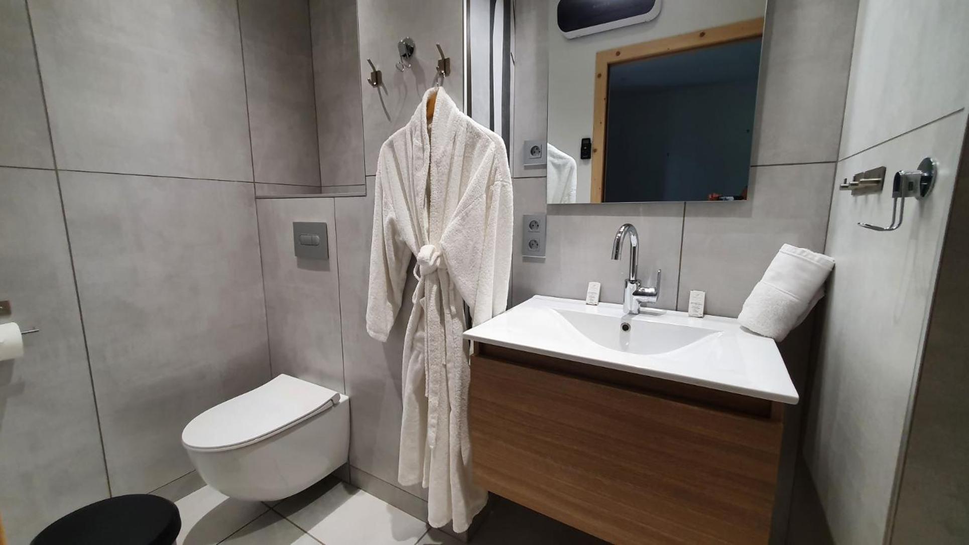 Gite & Spa Le Clos De Mon Pere Rochefort  المظهر الخارجي الصورة